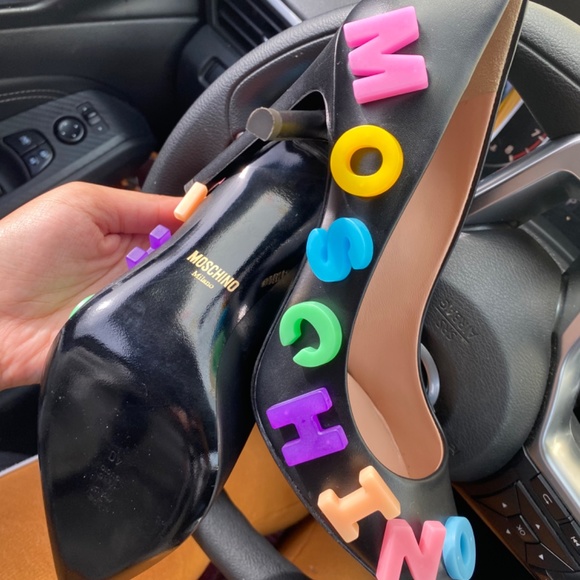 Womens moschino heels - Picture 2 of 2